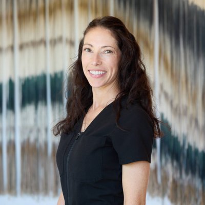 Rebecca Brown Headshot